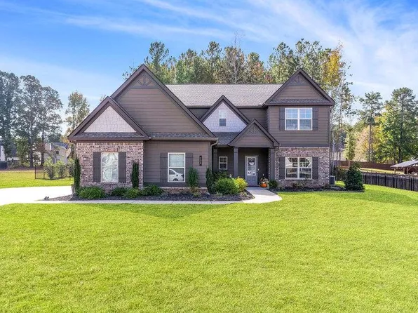 125 Atkins Ln, Fayetteville, GA 30215