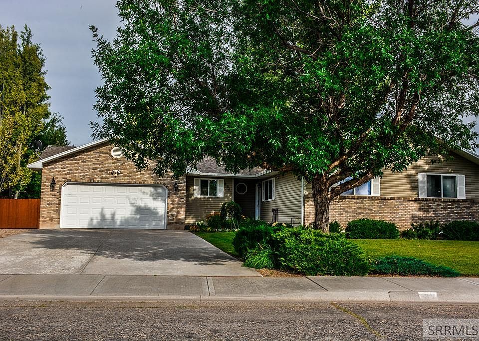1st image of 804 Beulahs Ln