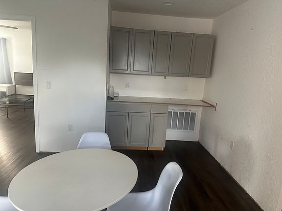 3rd image of 20324 Mardi Gras St Floor 2