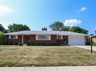 310 Camborne Dr, Englewood, OH
