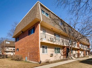 2310 Algonquin Rd APT 9, Rolling Meadows, IL 60008