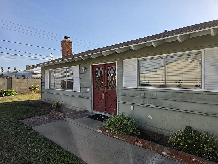 1320 E Trenton Ave — Photo 9