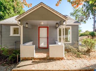 205 23rd Ave, Sweet Home, OR 97386