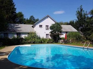 4 Churchland Rd, Saugerties, NY 12477