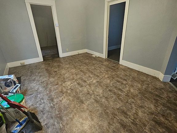 4th image of 1123 E 24th St Floor 1