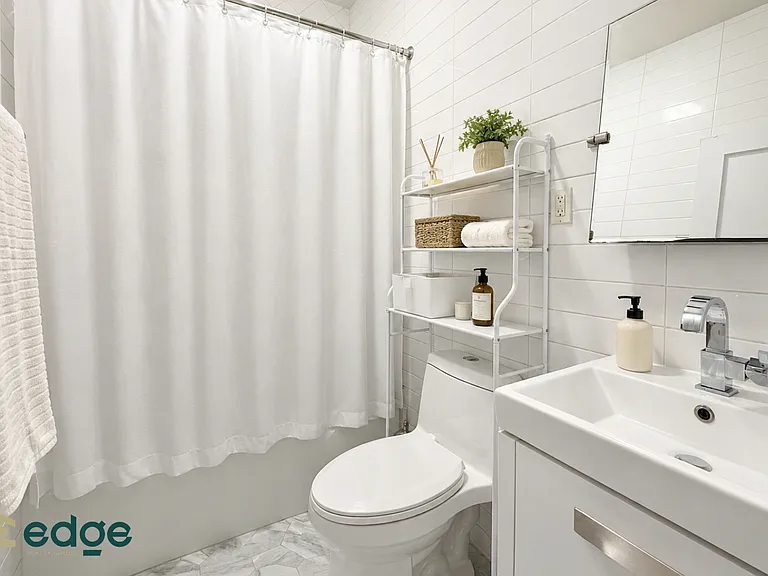 537 Central Ave #3F — Photo 4