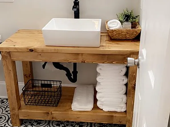 1086 Quail Ln, Lugoff, SC 29078