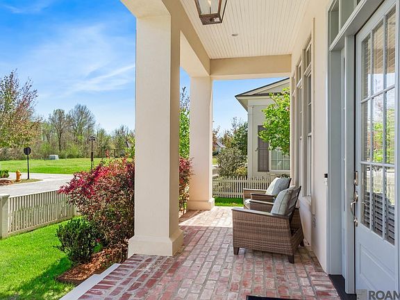 5th image of 3265 Pointe Marie Dr