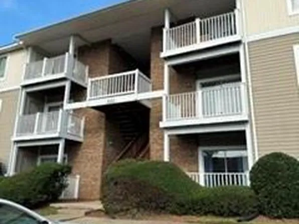 9547 University Terrace Dr APT E, Charlotte, NC 28262