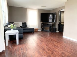 1325 Watrous Ave, Des Moines, IA 50315