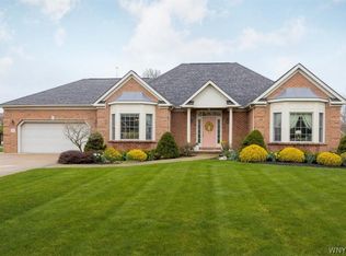 475 Park Pl, Grand Island, NY 14072