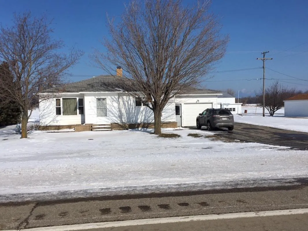 1779 Grindstone Rd photo 1