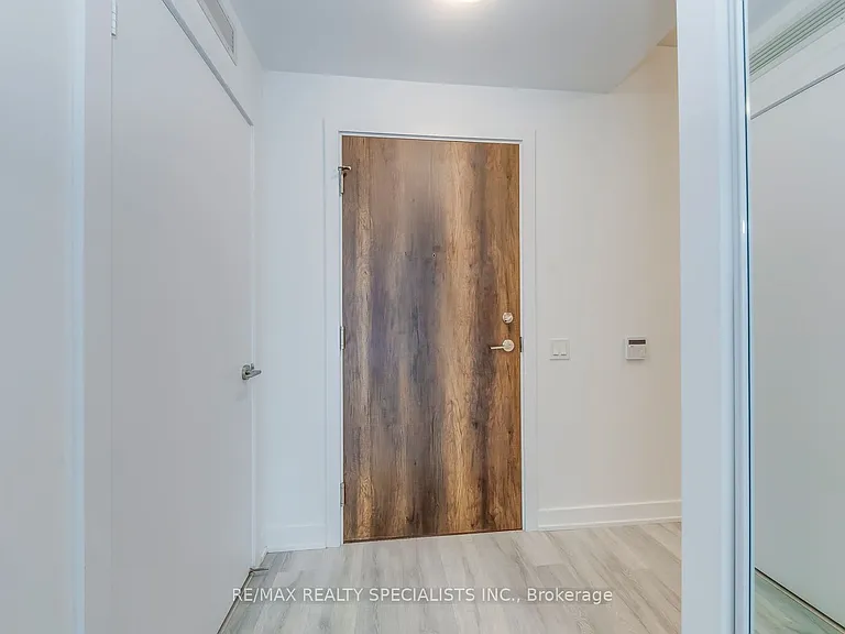 251 Manitoba St #914 — Photo 10