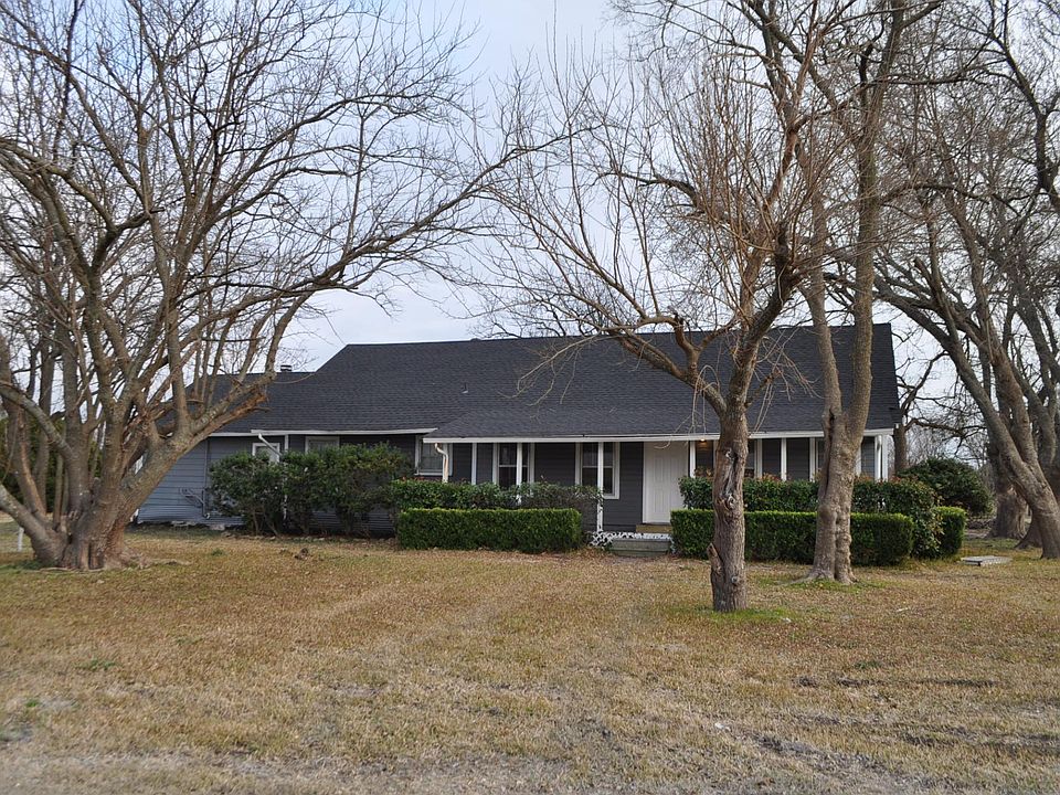 1110 Brown St, Waxahachie, TX 75165 Zillow