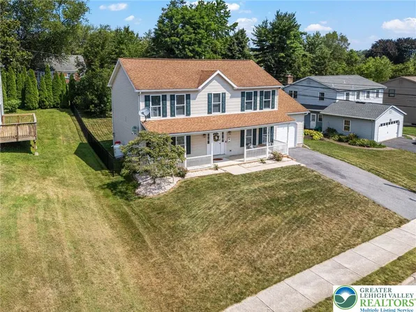 3065 W Whitehall St, Allentown, PA 18104
