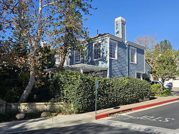 3rd image of 11802 Folkstone Ln