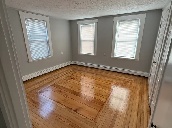 136 Shaw St #1, Braintree, MA 02184
