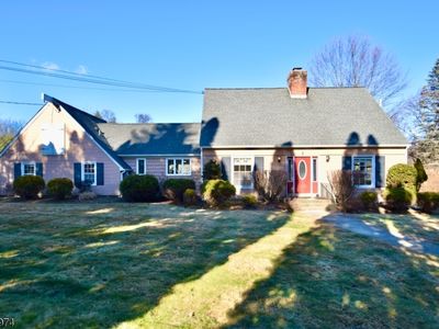 2 Heritage Dr, Sparta, NJ, 07871
