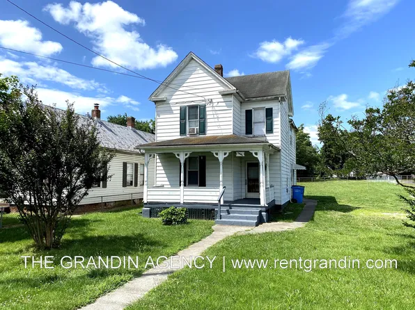 909 13th St SE, Roanoke, VA 24013