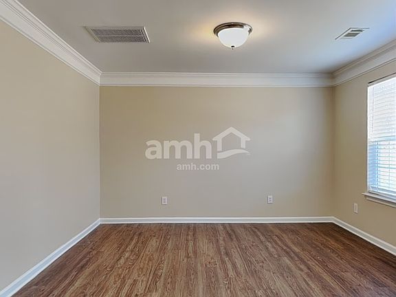 4th image of 107 Elba Dr
