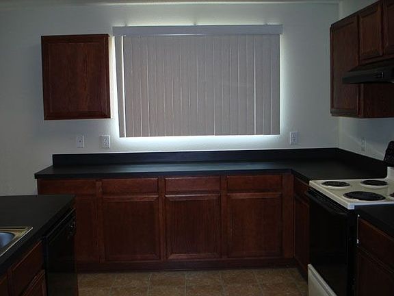 Lots of cabinet and counter space