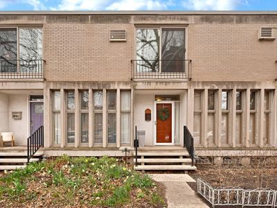 5460 S Blackstone Ave, Chicago, IL, 60615