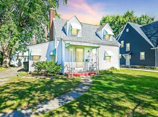 811 Chestnut St, Pekin, IL 61554