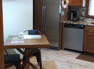 2421 Ripley St, Davenport, IA 52803