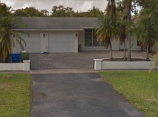 9321 Johnson St, Pembroke Pines, FL 33024