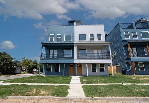 3226 Forest Park Blvd Photo 1