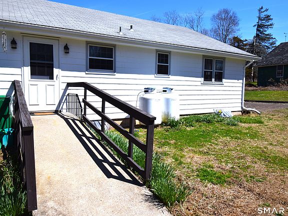 3rd image of 273 Horse Pond Road