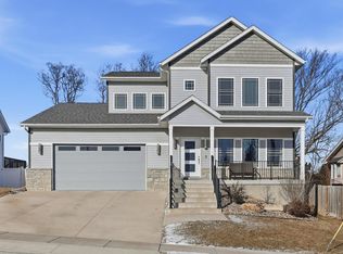 2716 W 38th Pl, Davenport, IA 52806
