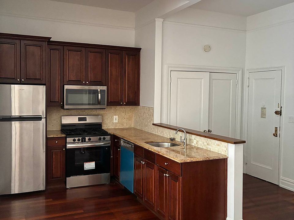 1st image of 155 E 85th St APT 1