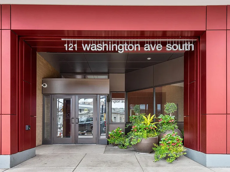 121 Washington Ave S #502 — Photo 24