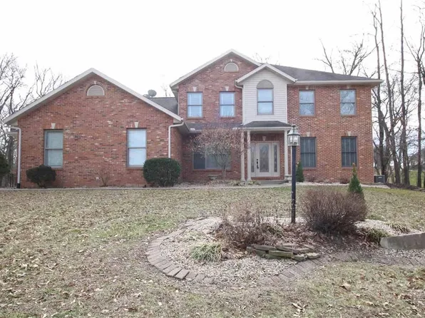 16 Eagle Lake Dr, Columbia, IL 62236