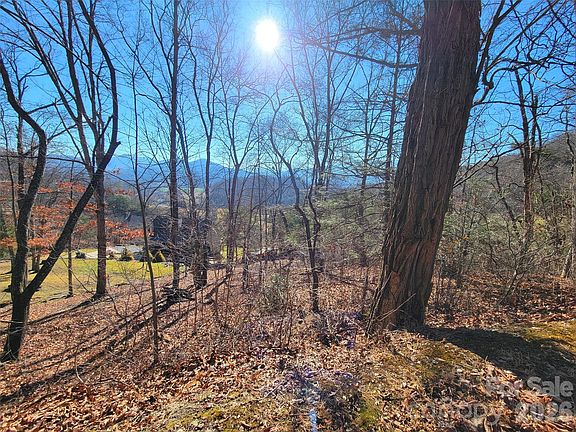 4th image of 50 Feather Ln #50