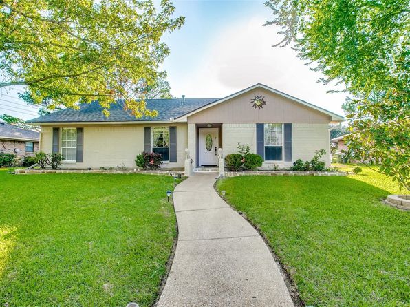 1923 Sierra Dr, Lewisville, TX 75077