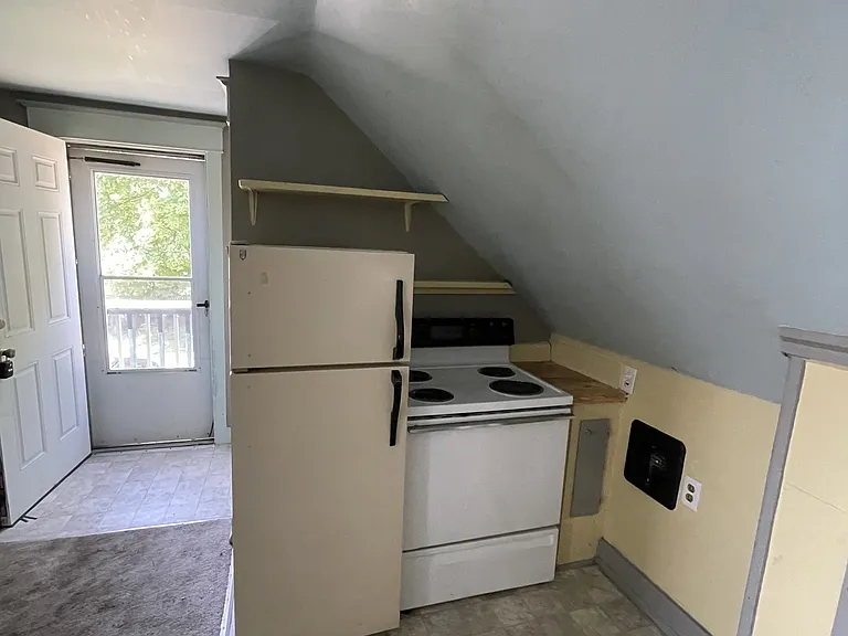 1211 E Cesar E Chavez Ave #3 — Photo 3