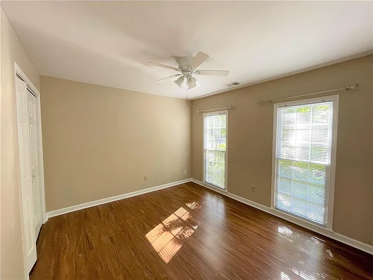 10730 Pinewalk Forest Cir — Photo 17