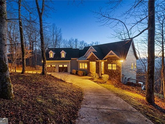 2nd image of 2551 Monument Rd