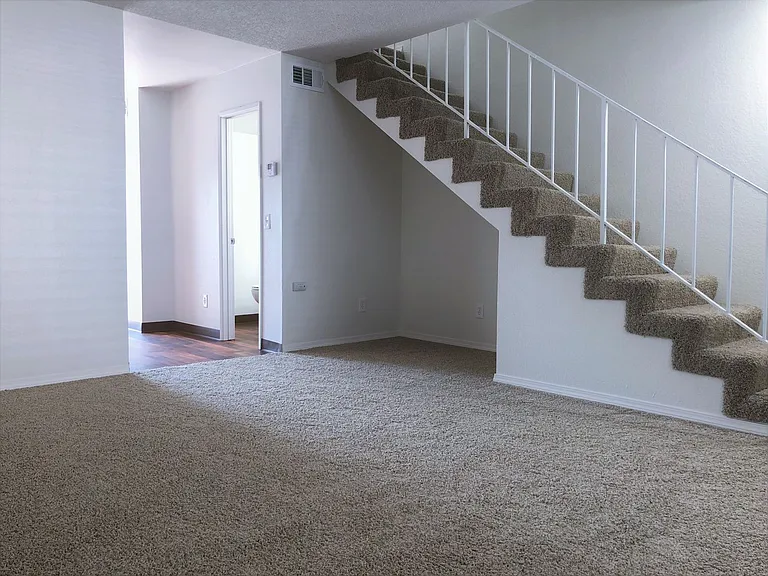 Lamar Garden Townhomes — Photo 3