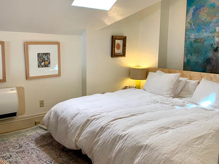 1 W Highland Dr #12 — Photo 8