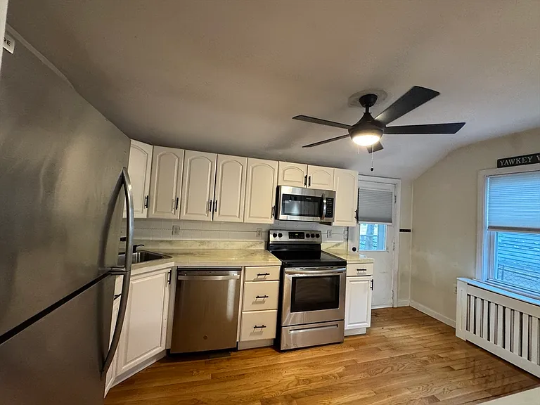 39 Cross St #1 — Photo 4