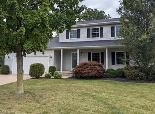 152 Findlay Ct, Elyria, OH 44035