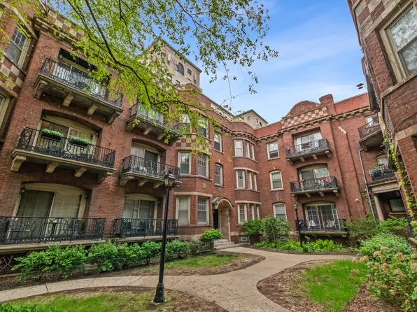 5321 S Harper Ave #3, Chicago, IL 60615