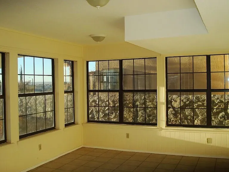 7401 Lakehurst Rd — Photo 12