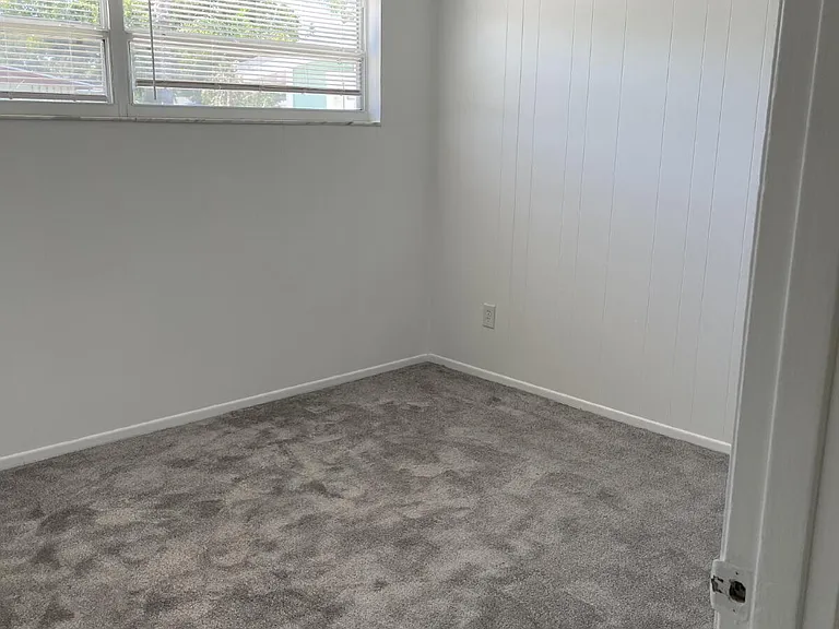 60 Barbados Dr — Photo 11