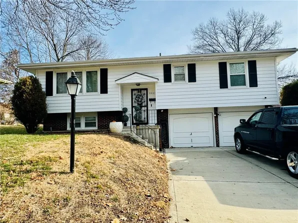 9921 Lawndale Ave, Kansas City, MO 64137