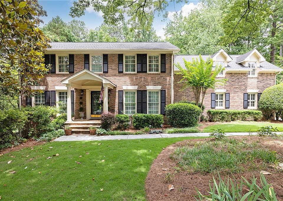 1st image of 3059 Farmington Dr SE