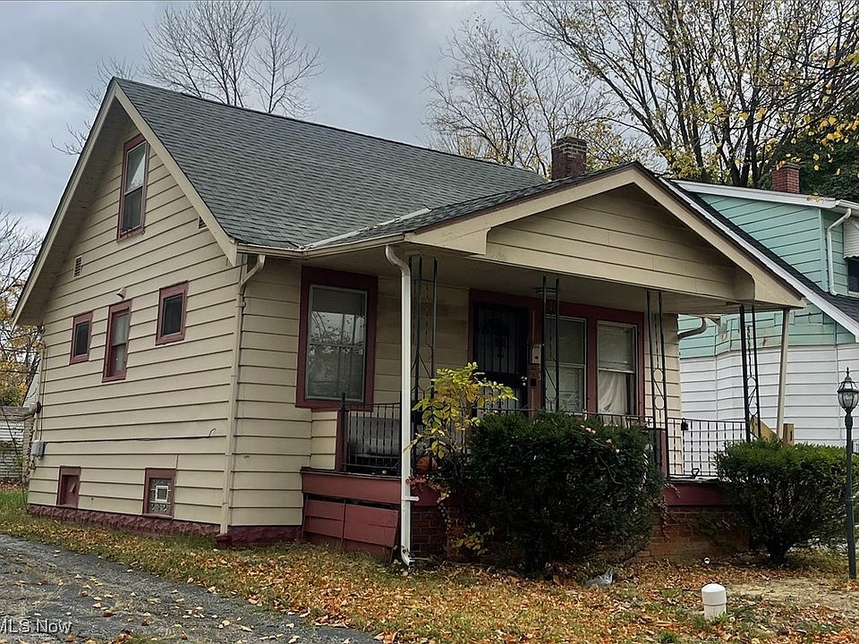 2nd image of 1145 E 167th St